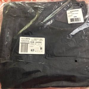 NWT NYDJ Women’s Ankle jeans 2 of 4